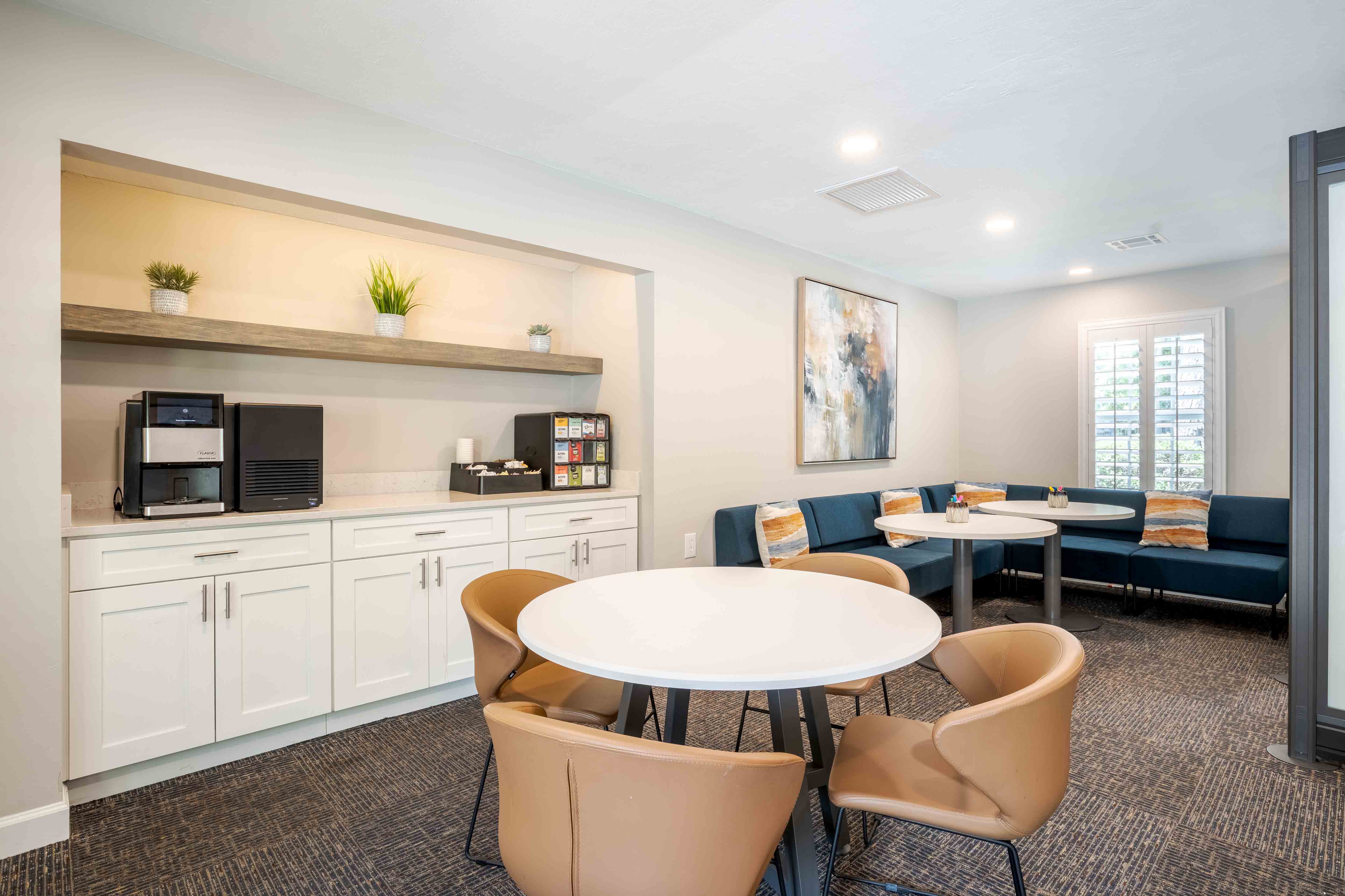 Spyglass Apartments